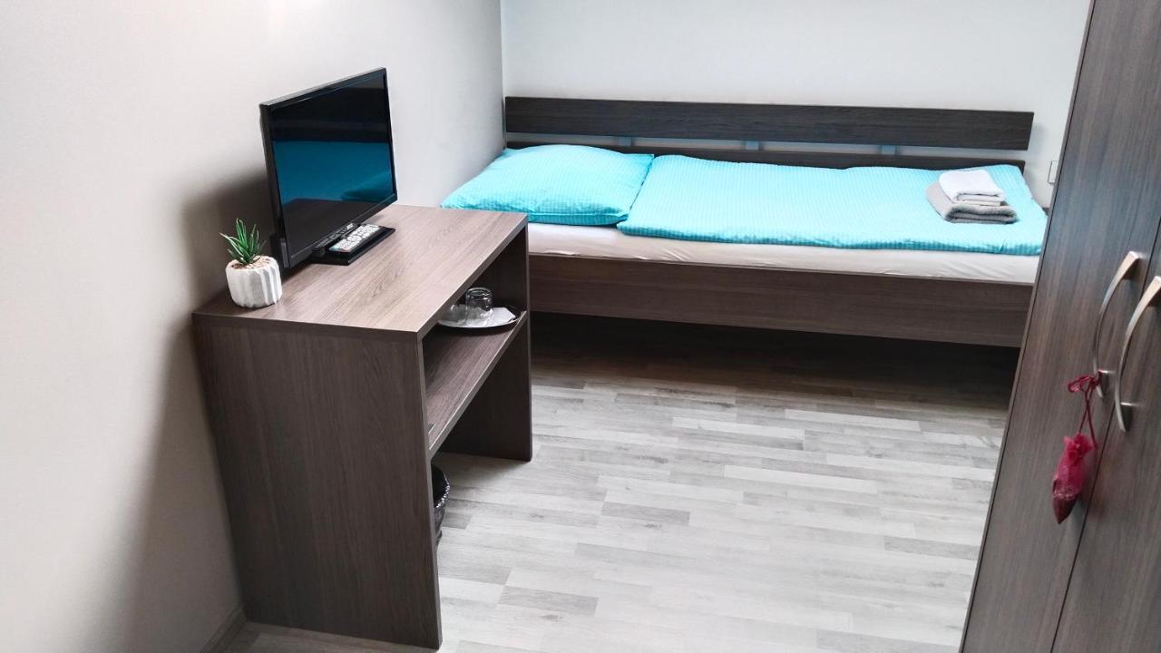 Penzion U Brázdů Ivancice Esterno foto